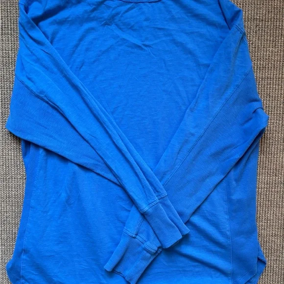 Aerie Blue Long Sleeve Boyfriend Tee Size XS - Picture 3 of 7